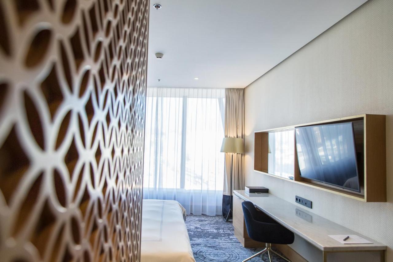 Swissotel Sarajevo Luaran gambar A room at the hotel